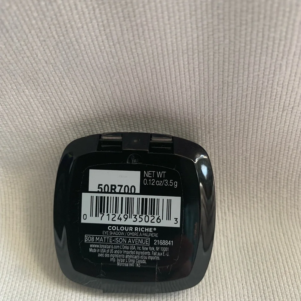 New In Package L'Oreal Paris Eyeshadow Trio - Brown, Silver, Blue - Picture 4 of 7